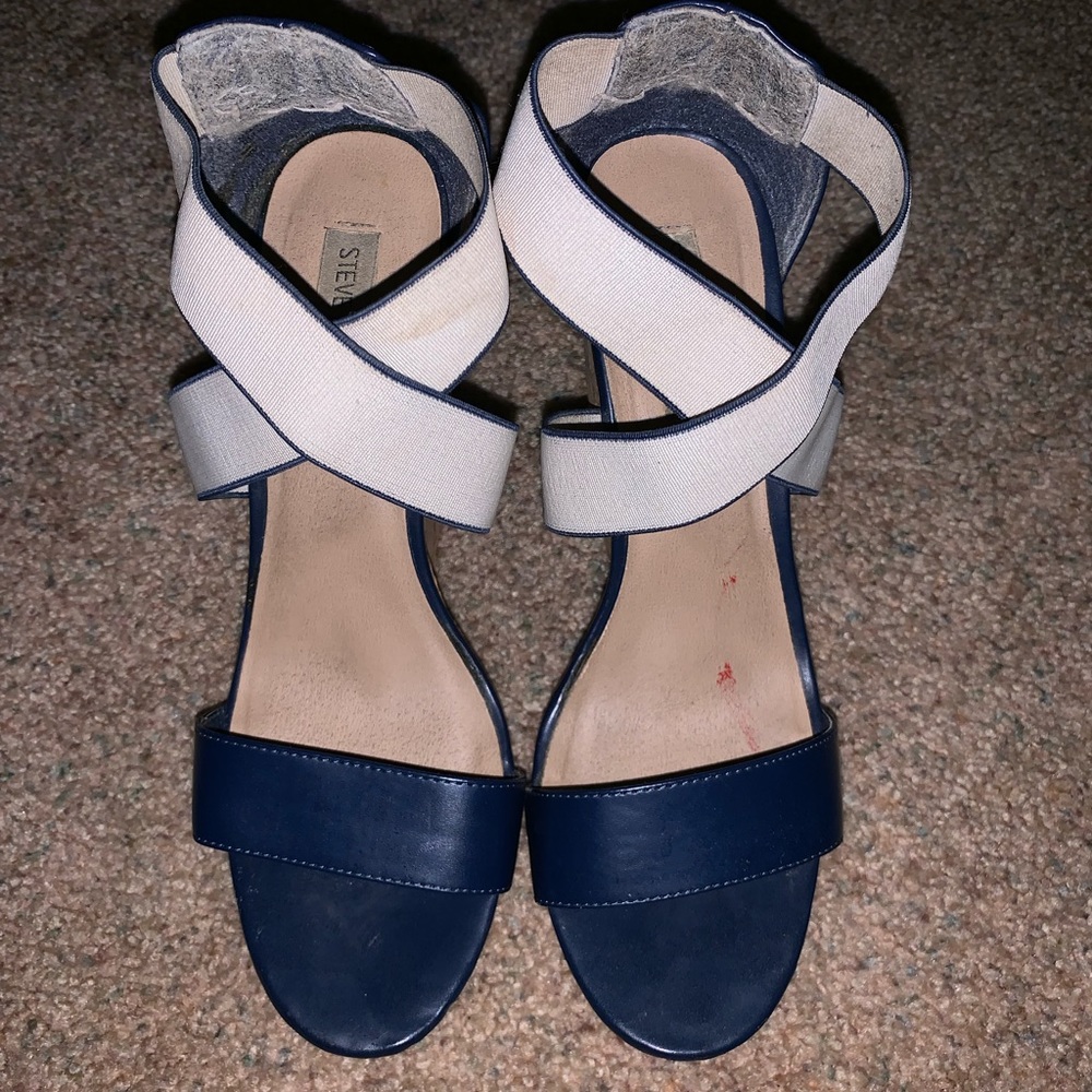 Steve Madden size 10 wedges